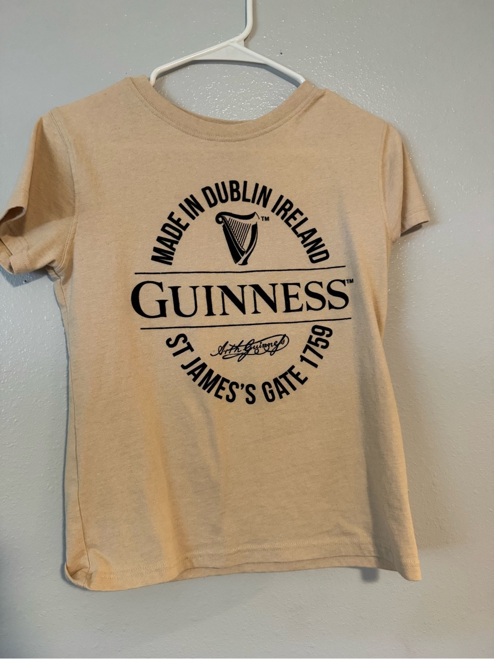 NWOT Guinness Women's Beige Logo Tee